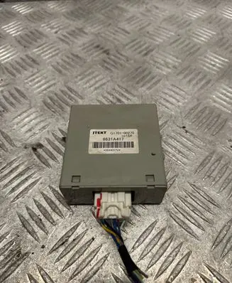 Citroen C-Crosser Center console control module 8631A417 G170100270 3844057V