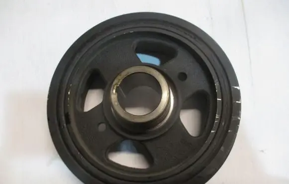 Toyota C-HR I Crankshaft pulley