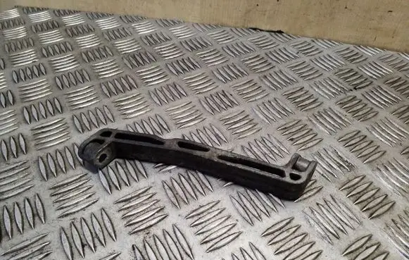 Volkswagen Eos Gearbox mounting bracket 1K0199359F