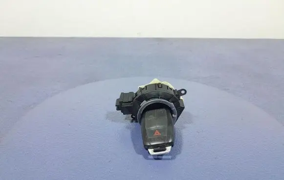 Volvo V50 Ignition lock 31300585