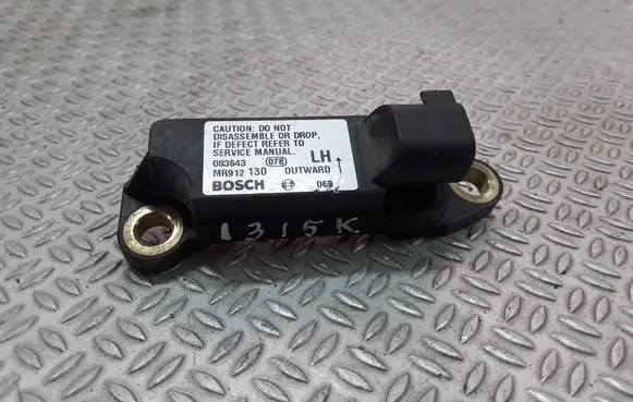 Mitsubishi Space Star Airbag deployment crash/impact sensor MR912130