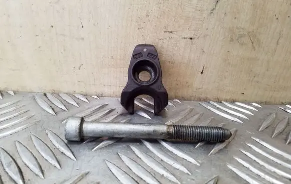 Land Rover Freelander 2 - LR2 Fuel Injector clamp holder