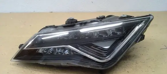 Seat Leon (5F) Headlight/headlamp 121212