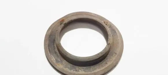 Toyota RAV 4 (XA30) Front coil spring rubber mount 