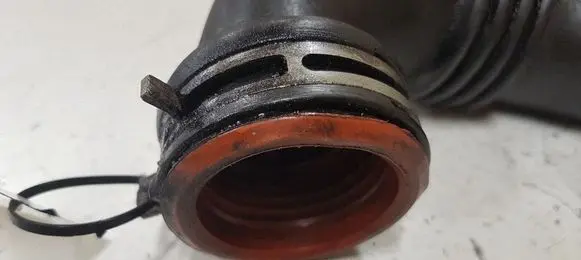Peugeot 308 Intercooler hose/pipe 9687883780