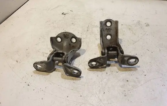 Hyundai H-1, Starex, Satellite Front door lower hinge