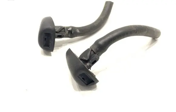 Peugeot 3008 I Windshield washer spray nozzle 