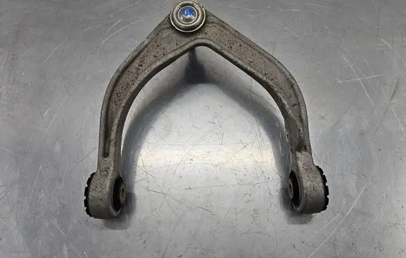 Volvo XC60 Front upper control arm/wishbone 31360633