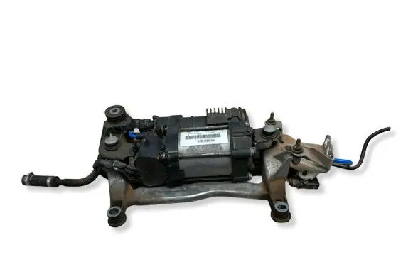 Porsche Cayenne (92A) Air suspension compressor/pump 7P0616006H 15150000673 958698007A