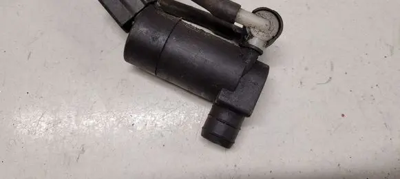 Ford Focus Windscreen/windshield washer pump 1S7117K624FD