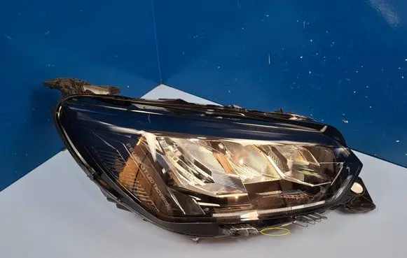 Peugeot 208 II Headlight/headlamp 9855524880 LA92762