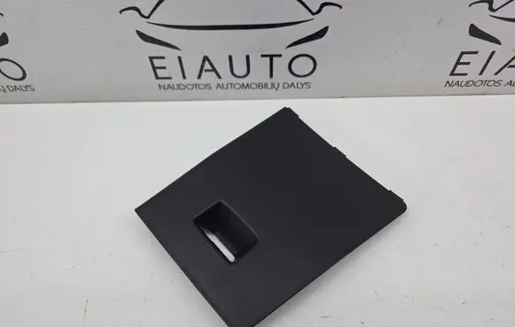 Peugeot 2008 II Fuse box cover 9860750580 9829772580