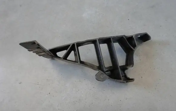 Mercedes-Benz GLA W156 X156 Rear bumper mounting bracket A1568853300