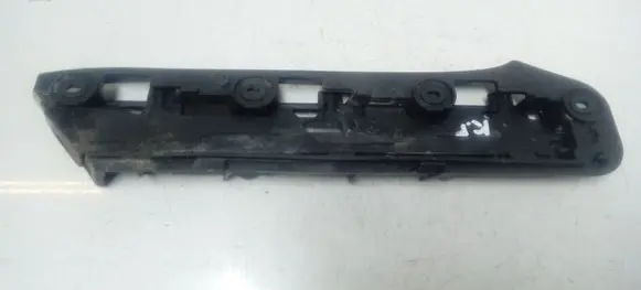 Volkswagen Touran I Front bumper mounting bracket 1T0807935