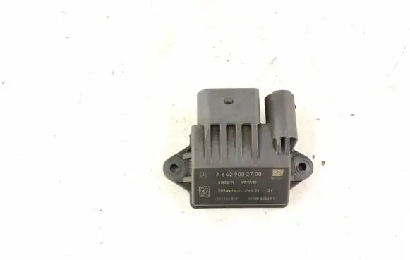 Mercedes-Benz R W251 Glow plug pre-heat relay 6429002700 6429007701