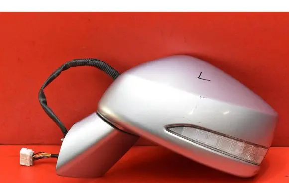 Honda FR-V Front door electric wing mirror 