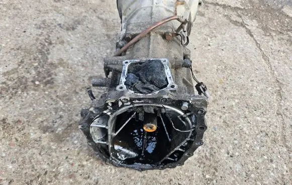 Nissan Patrol Y60 Manual 5 speed gearbox
