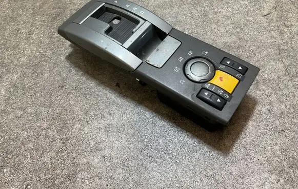 Land Rover Range Rover Sport L320 Multifunctional control switch/knob YUD501410WVH 050524