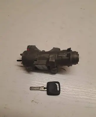 Ford Galaxy Ignition lock 4B0905851B