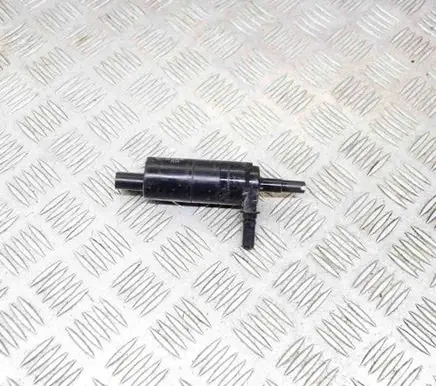 BMW 4 F32 F33 Windscreen/windshield washer pump 7217792