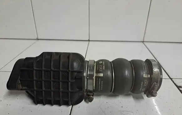 Citroen Berlingo Intercooler hose/pipe 9685598580C03 9687261180