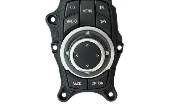 Head unit multimedia control