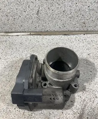 Audi A4 S4 B7 8E 8H Throttle valve 06F133062E