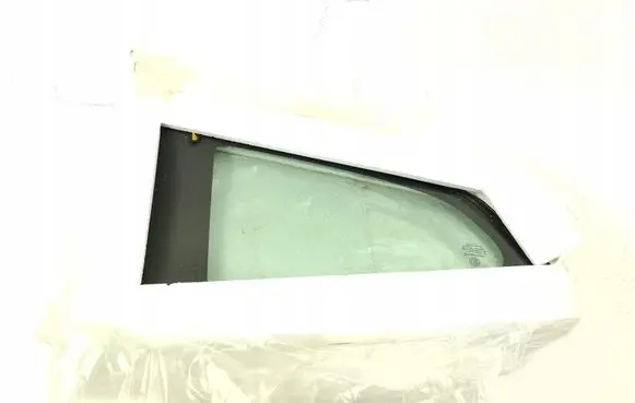 Alfa Romeo Mito Rear side window 50518106