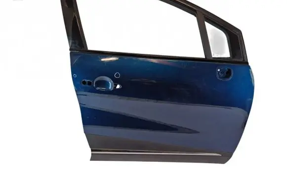 Renault Captur Front door 801102307R
