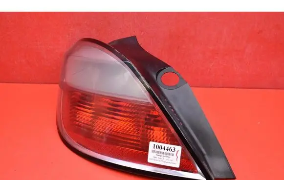 Opel Astra H Rear/tail lights 24451035