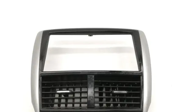 Radio/GPS head unit trim