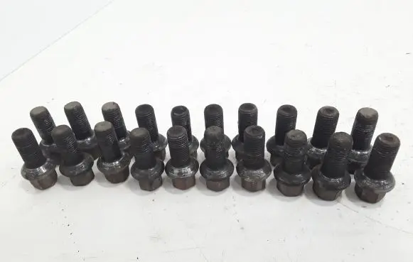 Mercedes-Benz A W169 Nuts/bolts 
