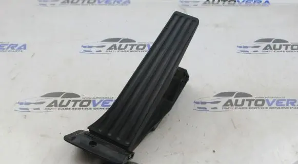 BMW X3 F25 Accelerator throttle pedal 6852644