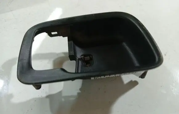 Mitsubishi Grandis Other interior part MN134450