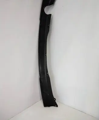 Front bumper lip