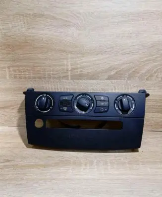 BMW 5 E60 E61 Climate control unit 9122396