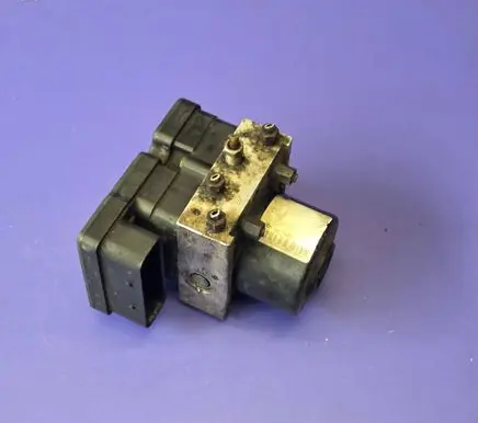 Toyota Yaris ABS Pump 445100D110 895410D060