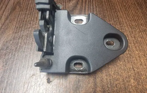 Opel Vivaro Loading door lock 9080600QAD 198008182