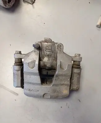 Chevrolet Volt II Front brake caliper 13471181 23370274