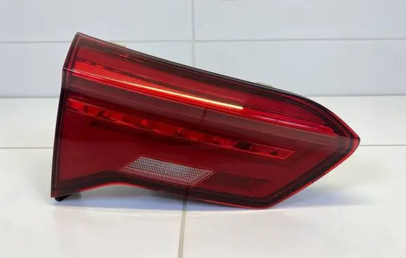 Volkswagen T-Roc Tailgate rear/tail lights 2GA945093