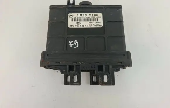 Volkswagen Golf IV Gearbox control unit/module 01M927733HQ 5DG00792315