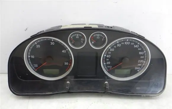 Volkswagen PASSAT B5.5 Speedometer (instrument cluster) 3B0920806A