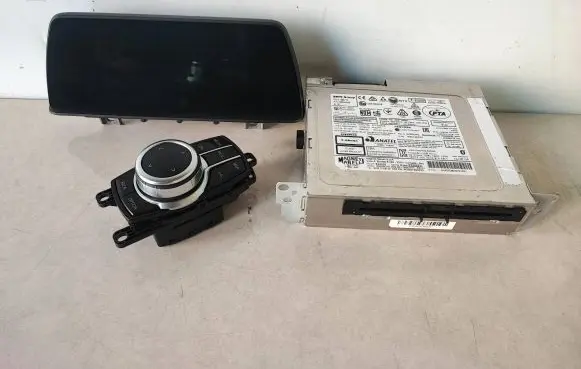 BMW 2 F22 F23 Radio/CD/DVD/GPS head unit 5a04048 6837128 9490067