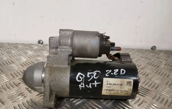 Infiniti Q50 Starter motor A6519064300 0001139085