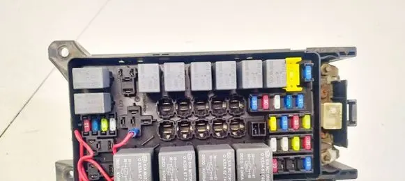 KIA Sorento Fuse box set 911603E040 91160-3E040