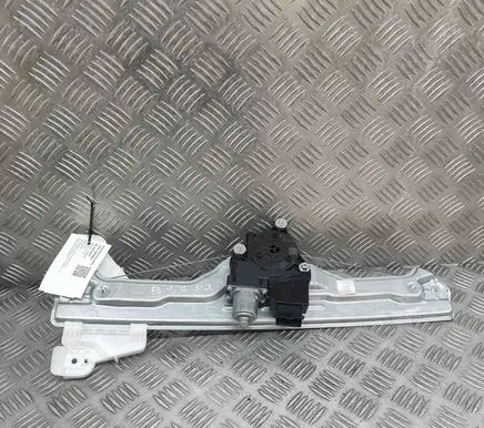 KIA Sportage Front door electric window regulator 82450R2010