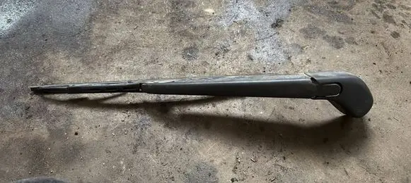 Volvo V50 Rear wiper blade arm 33493