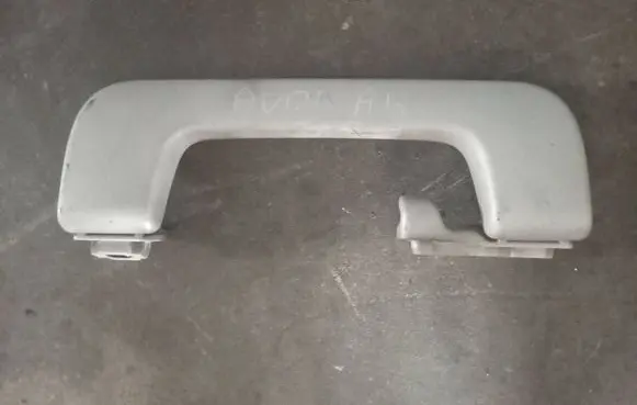Audi A4 S4 B7 8E 8H Rear interior roof grab handle 8e0857607d 8e0857607