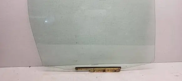 Toyota Yaris Verso Rear windscreen/windshield window 