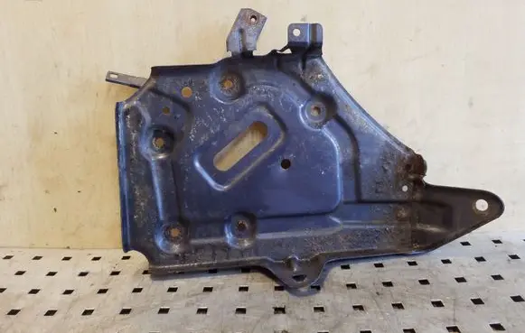 Honda CR-V Battery tray 